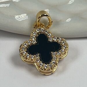 18K Gold Plated Black White Reversible Floral Clover  Charm Pendant